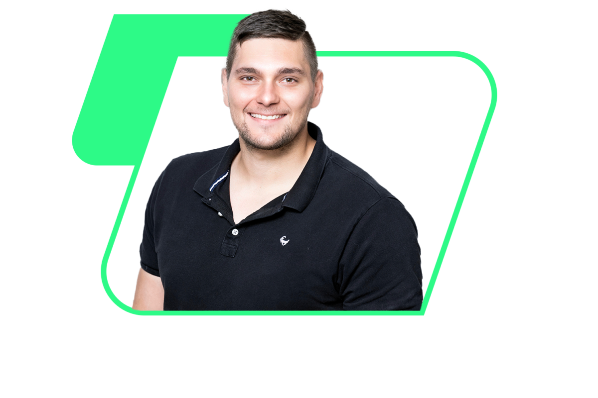 Neil Thompson freigestellt vor Raute