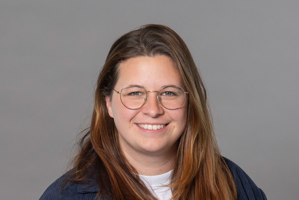 1060 x 710 Kremer Theresa